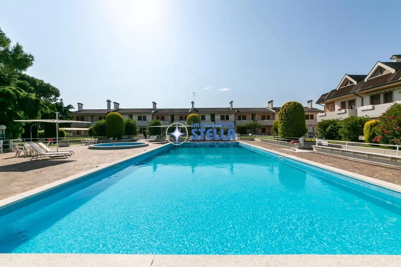 Residence Equilio Lido di Jesolo 0*,  Italy
